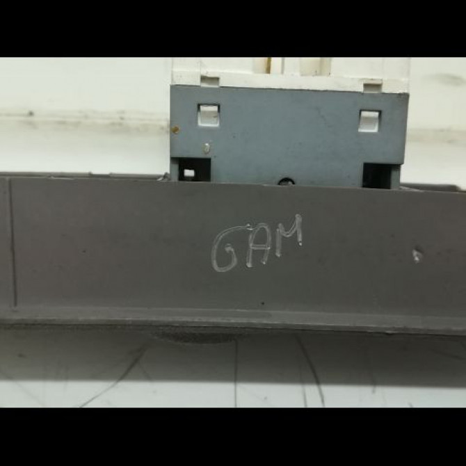 Commande lève-glace porte avant droite occasion FIAT MULTIPLA Phase 1 01-1999->09-2004 4