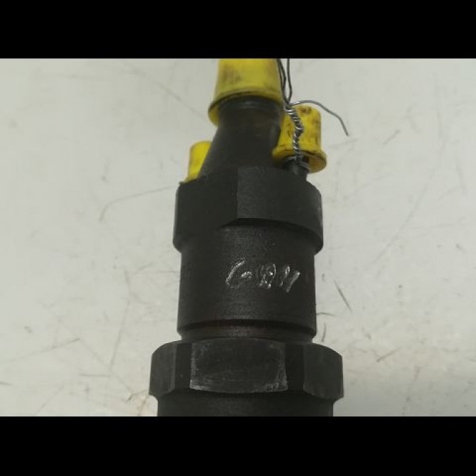 Injecteur occasion VOLKSWAGEN POLO III Phase 1 10-1994->11-1999 1.9 D 68130202F 3