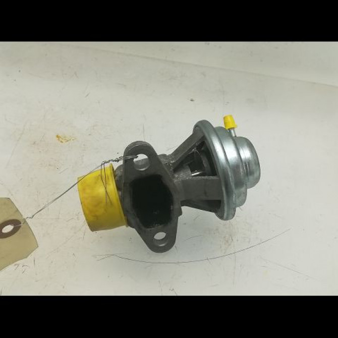 Vanne EGR occasion VOLKSWAGEN POLO III Phase 1 10-1994->11-1999 1.9 D 2