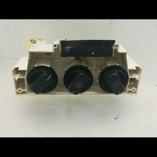 Commande de chauffage occasion OPEL AGILA I Phase 1 08-2000->12-2007 1.3 CDTi 70ch 9195243 1