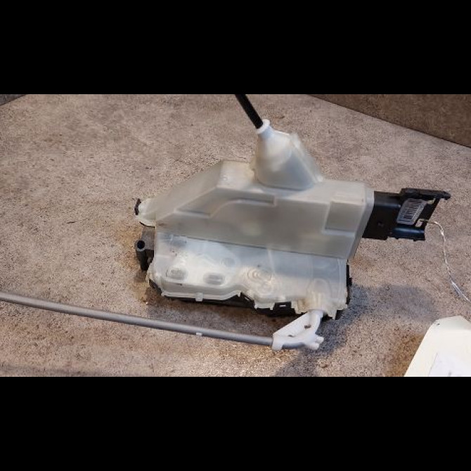 Serrure porte avd occasion CITROEN C-ELYSEE Phase 1 06-2012->... 9819027180 3