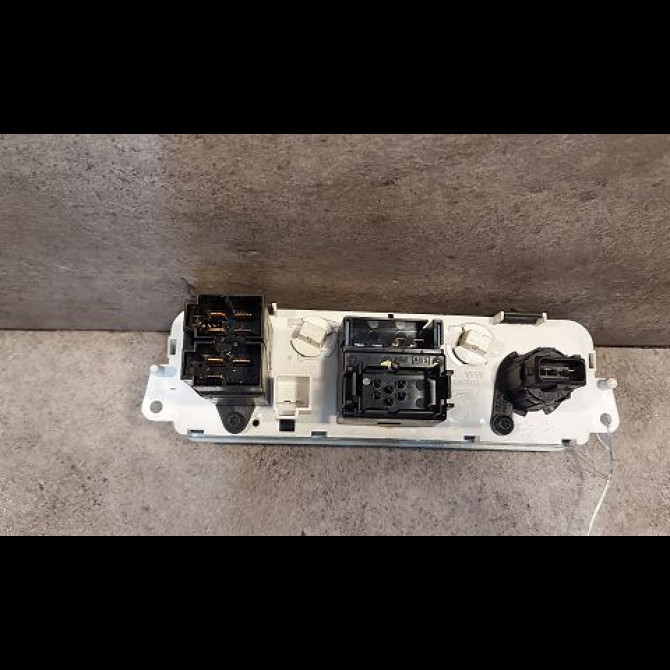 Commande de chauffage occasion FORD MONDEO I Phase 1 01-1993->09-1996 1.8 TD 2