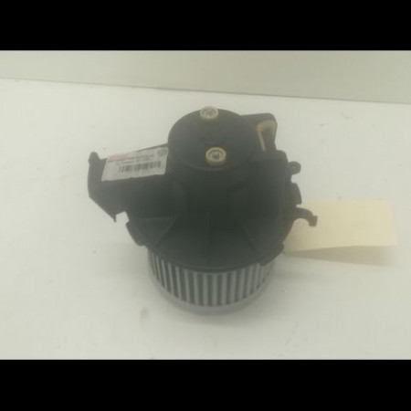 Ventilateur de chauffage occasion FIAT PANDA II Phase 1 09-2003->12-2012 1.2i 77365525