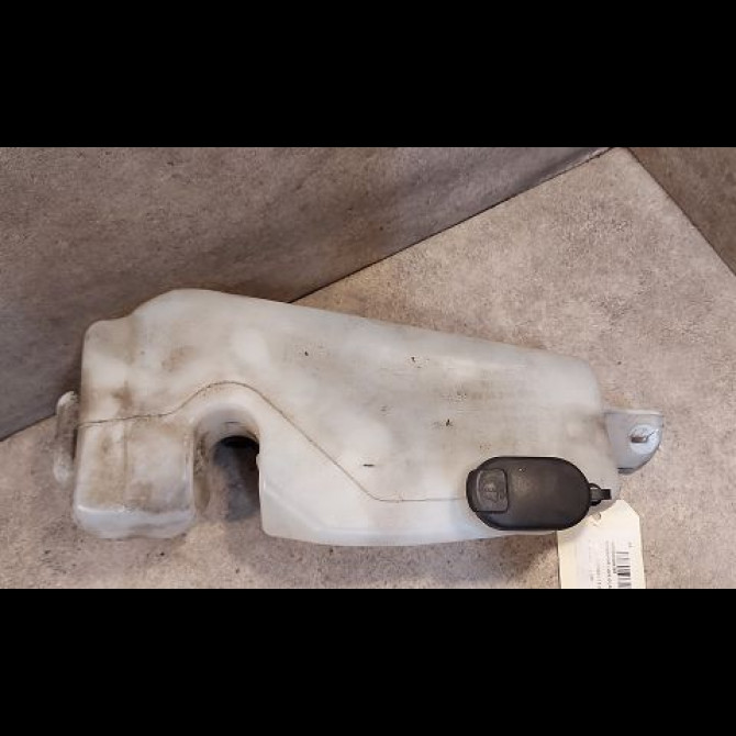 Reservoir lave-glace avant occasion DACIA SANDERO I Phase 1 06-2008->10-2012 1.5 DCI 75ch 8200609549 2