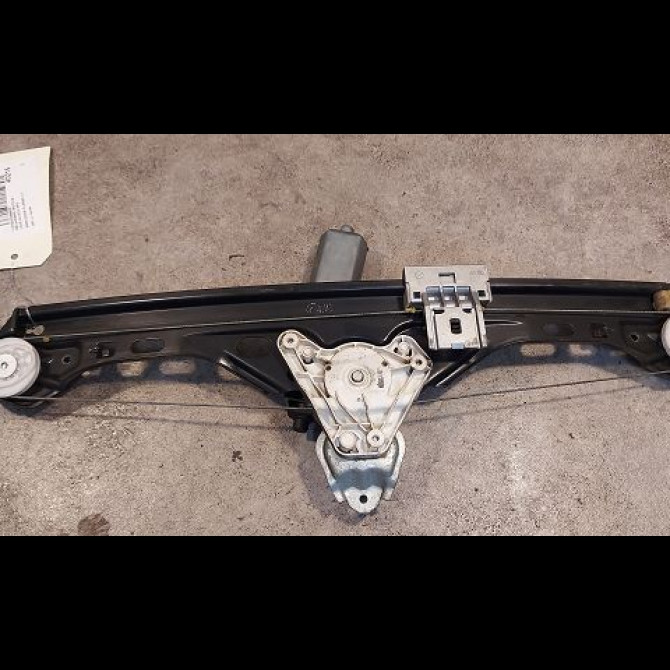 Mecanisme+moteur leve-glace arg occasion MERCEDES CLASSE C II Phase 1 05-2000->03-2004 2037300346 2