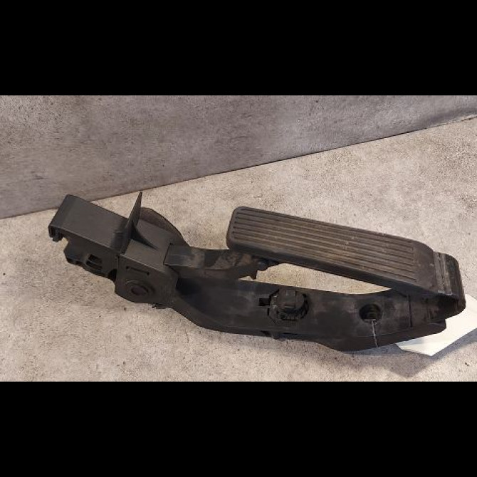 Potentiometre accelerateur occasion MERCEDES CLASSE C II Phase 1 05-2000->03-2004 1