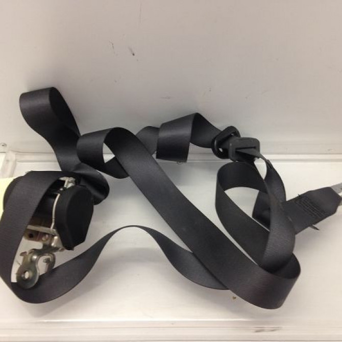 Ceinture arrière droite occasion RENAULT SCENIC II Phase 2 09-2006->04-2009 8200798402 1