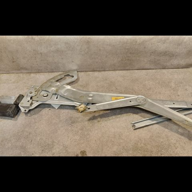 Mecanisme + moteur lève-glace avant droit occasion PEUGEOT 406 COUPE Phase 1 05-1997->12-2004 2.2 HDI 133ch 9222A7 2