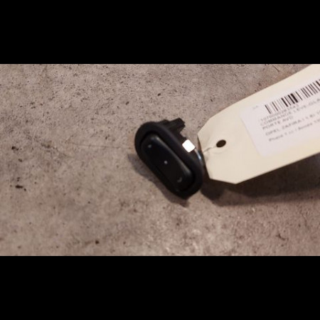 Commande lève-glace porte avant droite occasion OPEL ZAFIRA I Phase 1 03-1999->07-2005 1.6i 16v 100ch 9100299