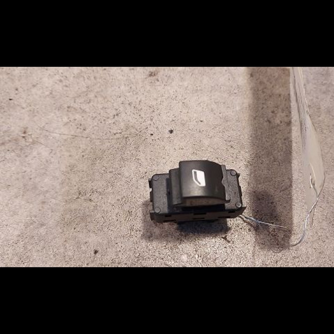 Commande lève-glace porte avant gauche occasion CITROEN C-ELYSEE Phase 1 06-2012->... 96657927ZD 1