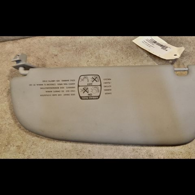 Pare-soleil droit occasion PEUGEOT 406 COUPE Phase 1 05-1997->12-2004 2.2 HDI 133ch 8143T4 2