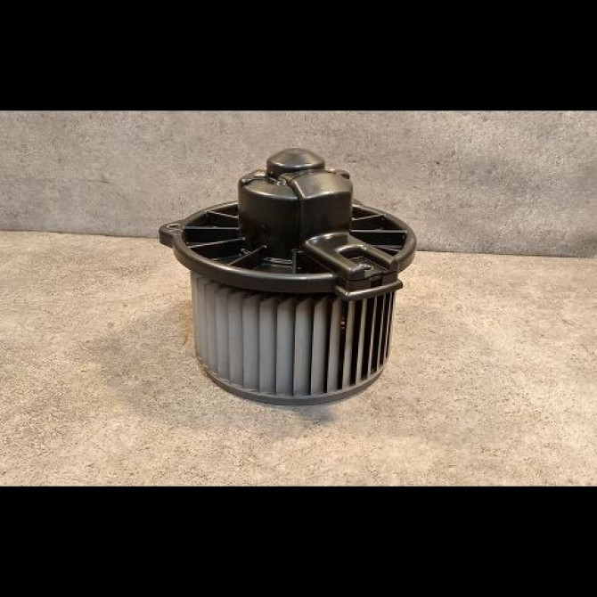 Ventilateur de chauffage occasion TOYOTA YARIS VERSO Phase 1 11-1999->03-2003 1.3 8710352060 1