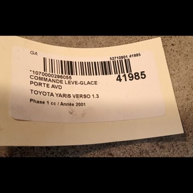 Commande lève-glace porte avant droite occasion TOYOTA YARIS VERSO Phase 1 11-1999->03-2003 1.3 3