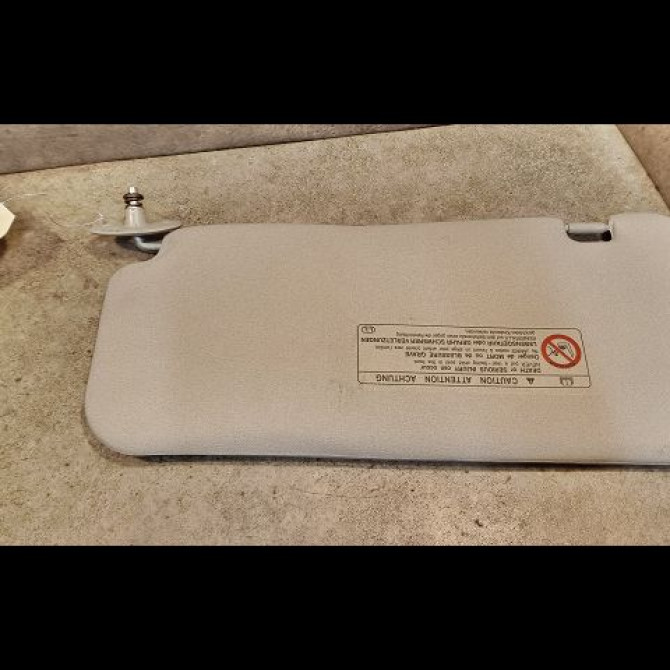 Pare-soleil droit occasion TOYOTA YARIS VERSO Phase 1 11-1999->03-2003 1.3 7431052090B0 2