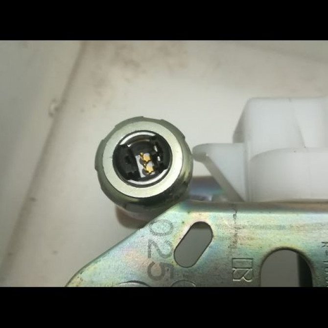 Ceinture avant gauche occasion SUZUKI SWIFT IV Phase 1 09-2010->... 1.2 VVT 94ch 8490268L12BHE 4