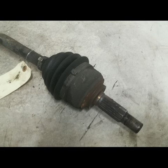 Transmission avant droite occasion NISSAN MICRA III Phase 2 11-2005->11-2007 1.2i 65ch 39100AY10A 2
