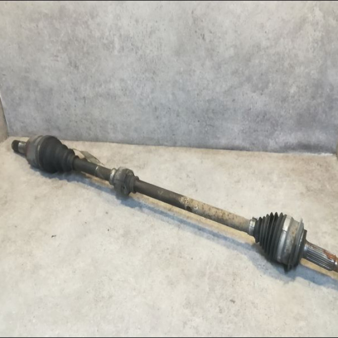 Transmission avant droite occasion TOYOTA YARIS II Phase 1 12-2005->11-2009 1.0 VVTI 434100D160 1