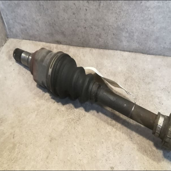 Transmission avant droite occasion TOYOTA YARIS II Phase 1 12-2005->11-2009 1.0 VVTI 434100D160 3