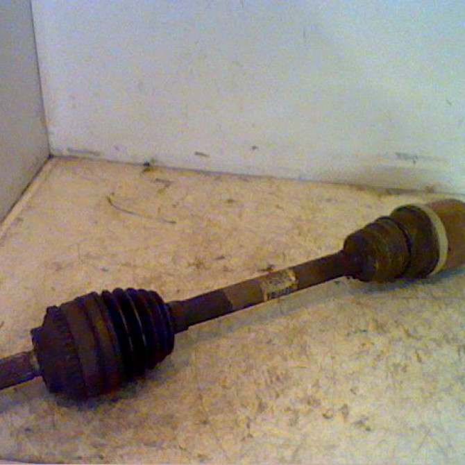 Transmission avant gauche occasion RENAULT KANGOO I Phase 2 03-2003->06-2010 1.6i 16v 95ch 8200626993 1