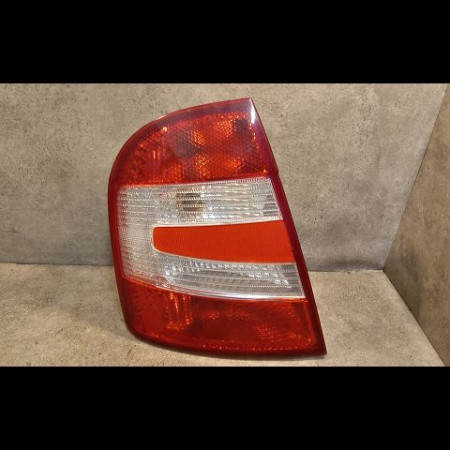 Feu arrière gauche occasion SKODA FABIA I Phase 2 09-2004->05-2007 1.4 TDI 80ch 6Y6945111C