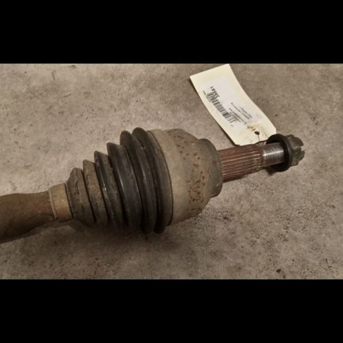 Transmission avant gauche occasion RENAULT LAGUNA II Phase 1 04-1995->04-1999 1.6i 107ch 8200232886 3
