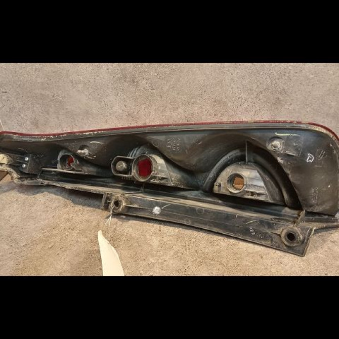 Feu arrière droit occasion NISSAN NOTE I phase 2 03-2009->02-2014 1.5 DCI 86ch 2