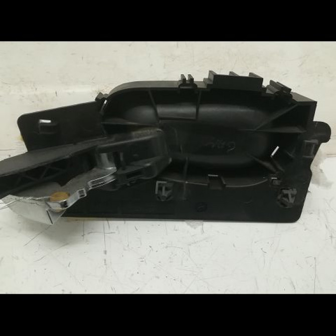 Poignee int porte ard occasion PEUGEOT 307 Phase 1 04-2001->06-2005 2.0 HDI 110ch 2