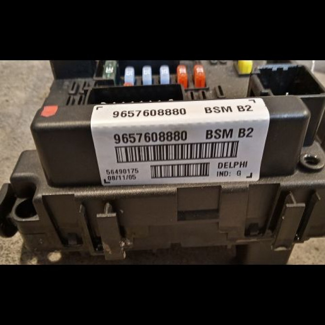 Platine fusible av occasion PEUGEOT 206 Phase 2 02-2003->02-2009 1.4 HDI 70ch 3