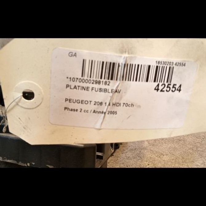 Platine fusible av occasion PEUGEOT 206 Phase 2 02-2003->02-2009 1.4 HDI 70ch 4