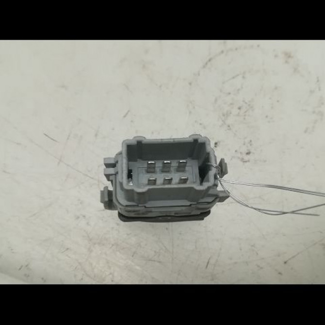 Commande lève-glace porte avant droite occasion RENAULT SCENIC II Phase 2 09-2006->04-2009 1.5 DCI 105ch 8200315027 2