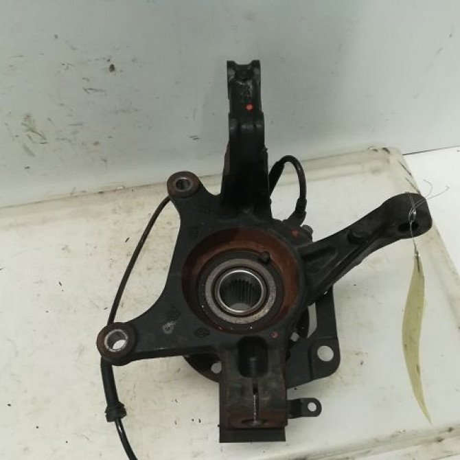 Moyeu avd occasion RENAULT CAPTUR Phase 1 02-2013->... 1.2i 118 16V 402107314R 3