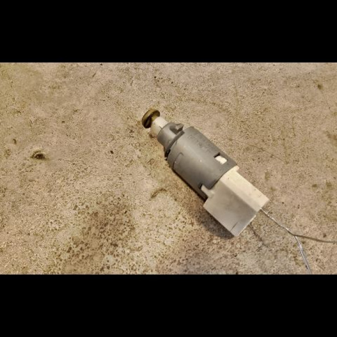 Pedale de frein occasion RENAULT MEGANE II Phase 2 01-2006->06-2009 1.5 DCI 85ch 8200705400 1