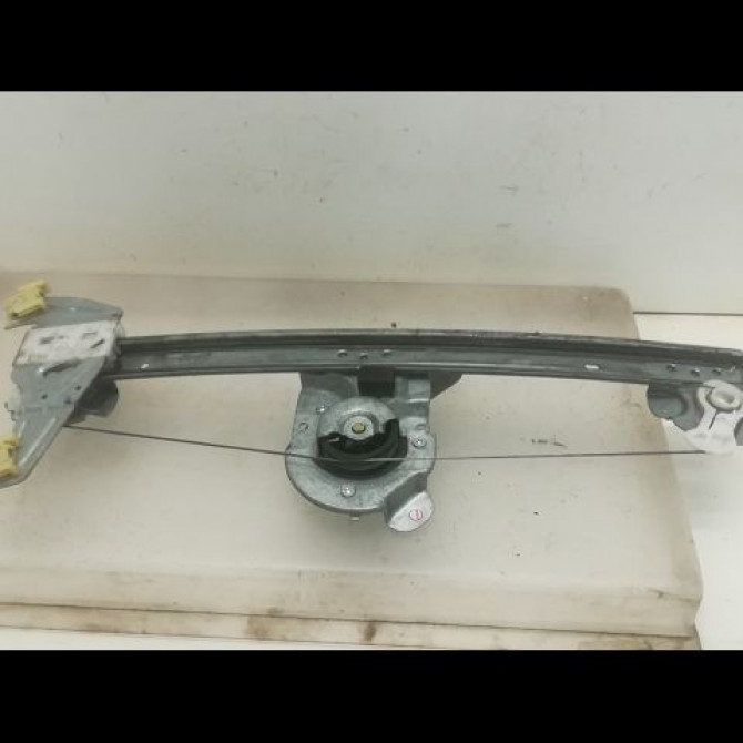 Mecanisme+moteur leve-glace avg occasion CITROEN C1 I Phase 3 01-2012->08-2014 1.0i 68ch 9221T8 2