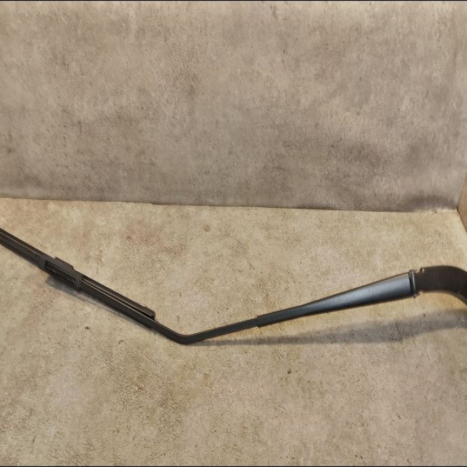 Bras essuie-glace avant droit occasion RENAULT CAPTUR Phase 1 02-2013->... 1.2i 118 16V 288810288R 1