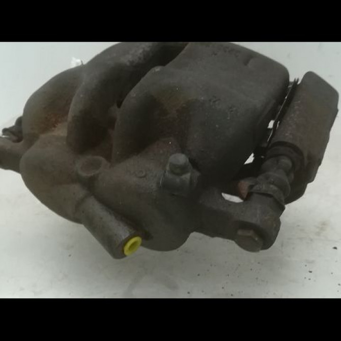 Etrier de frein avant droit occasion CITROEN JUMPY II Phase 1 01-2007->... 1607729780 3