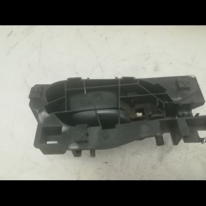 Poignee int porte avg occasion PEUGEOT EXPERT II Phase 1 01-2007->... 1.6 HDI 90ch 9143N7 2