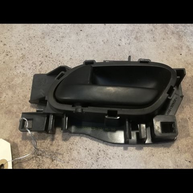 Poignee int porte avg occasion PEUGEOT PARTNER II Phase 1 05-2008->03-2012 1.6 HDI 75ch 9143N7 1