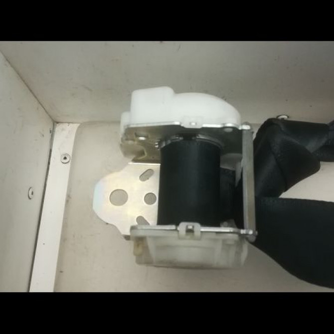 Ceinture arrière droite occasion PEUGEOT 107 Phase 2 01-2009->01-2012 1.0i 70ch 12v 8974LG 2