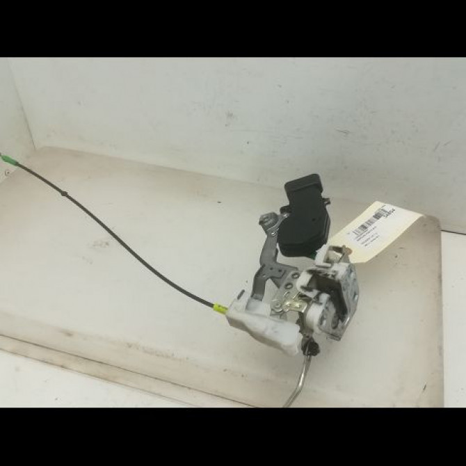 Serrure porte avg occasion PEUGEOT 107 Phase 2 01-2009->01-2012 1.0i 70ch 12v 9135T2 1