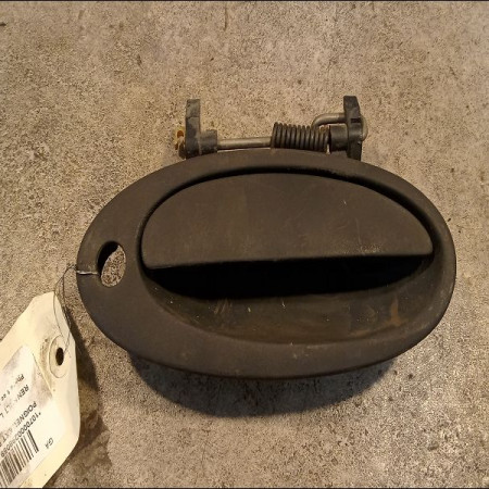 Poignee ext porte avd occasion RENAULT LAGUNA I Phase 1 01-1994->04-1998 2.2 DT 7700821374