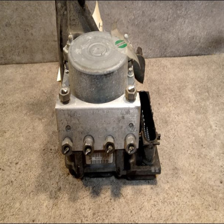 Unité hydraulique ABS occasion RENAULT CLIO III phase 2 ESTATE 03-2009->12-2014 1.5 DCI 75ch