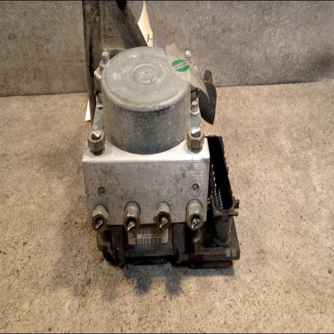 Unité hydraulique ABS occasion RENAULT CLIO III phase 2 ESTATE 03-2009->12-2014 1.5 DCI 75ch 1