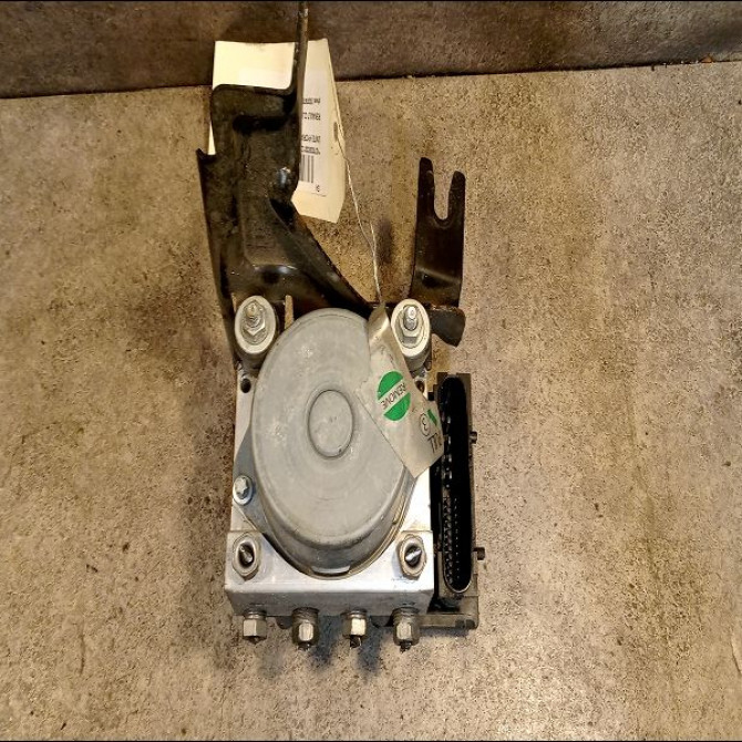 Unité hydraulique ABS occasion RENAULT CLIO III phase 2 ESTATE 03-2009->12-2014 1.5 DCI 75ch 2