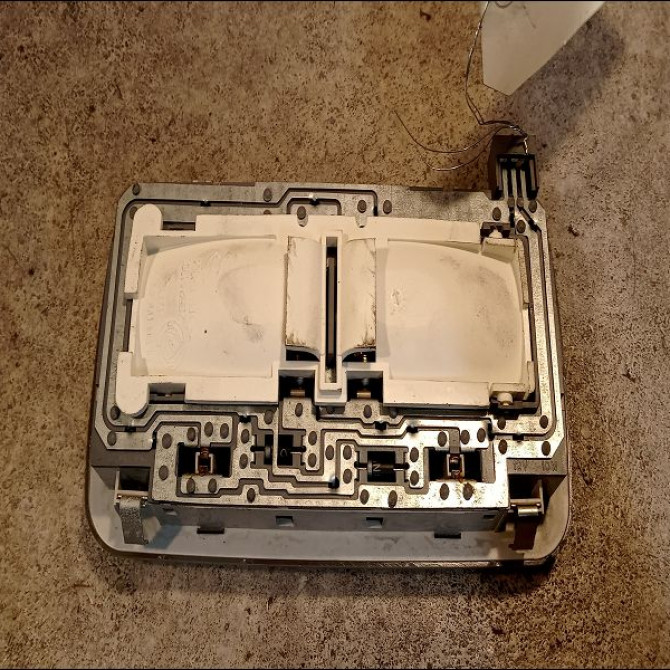 Plafonnier occasion FIAT PUNTO II Phase 1 10-1999->05-2003 80 16v 735270578 2