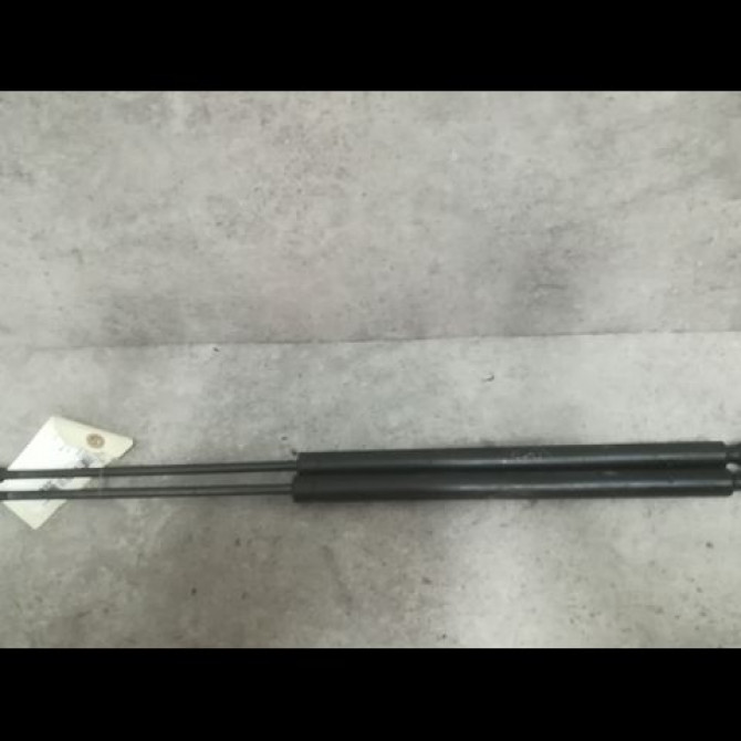 Verin droit hayon occasion PEUGEOT 106 Phase 2 04-1996->09-2003 1.0i 8731G0 1