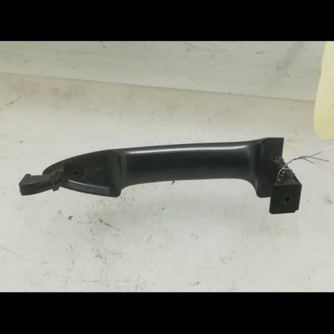 Poignee ext porte avg occasion KIA VENGA Phase 2 01-2015->... 826511P050 2