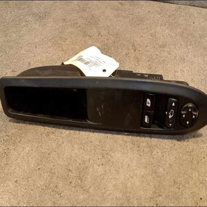 Commande lève-glace porte avant gauche occasion CITROEN DS3 Phase 1 04-1995->04-1999 1.6 E-HDI 90ch 1