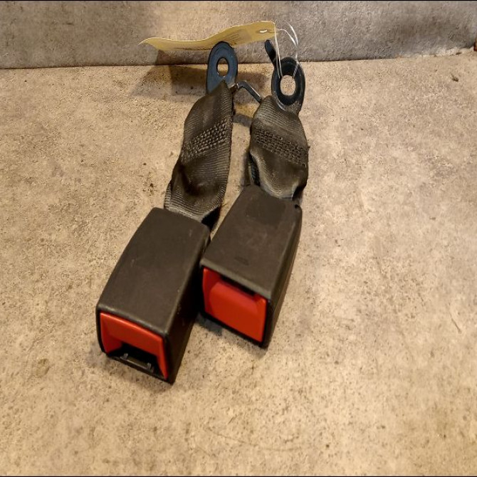 Ancrage ceinture arrière gauche occasion CITROEN DS3 Phase 1 04-1995->04-1999 1.6 E-HDI 90ch 1