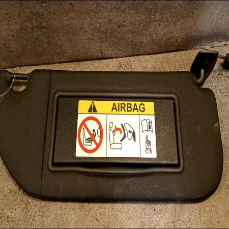 Pare-soleil droit occasion CITROEN DS3 Phase 1 04-1995->04-1999 1.6 E-HDI 90ch