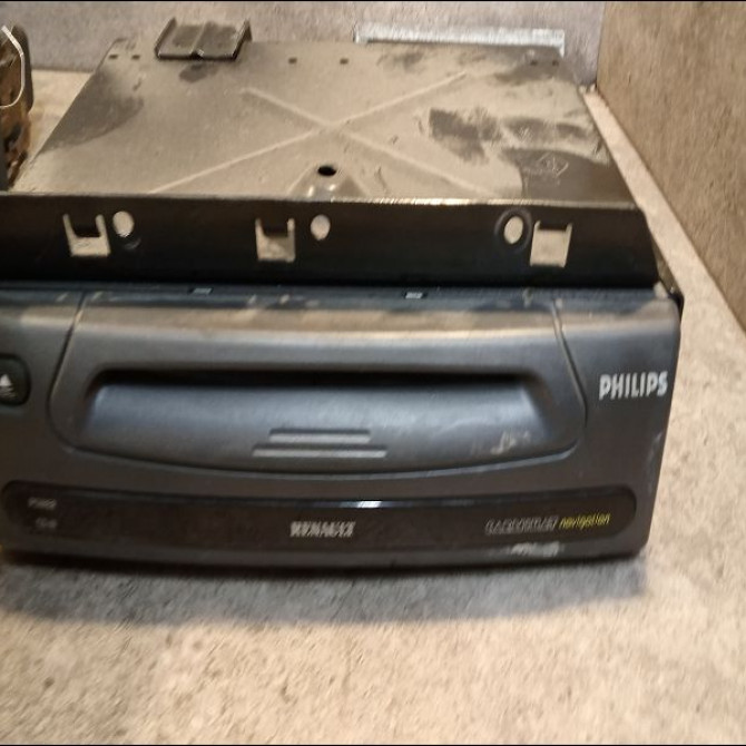 Autoradio occasion RENAULT LAGUNA I Phase 2 04-1998->11-2000 2